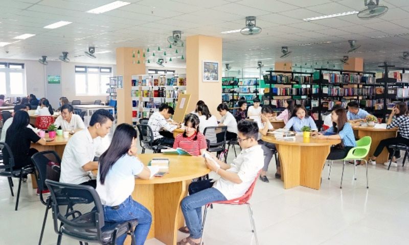 Khái niệm thư viện EduViet International School (EIS).